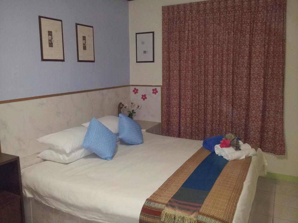 Nan Inn Bungalow Karon Oda fotoğraf